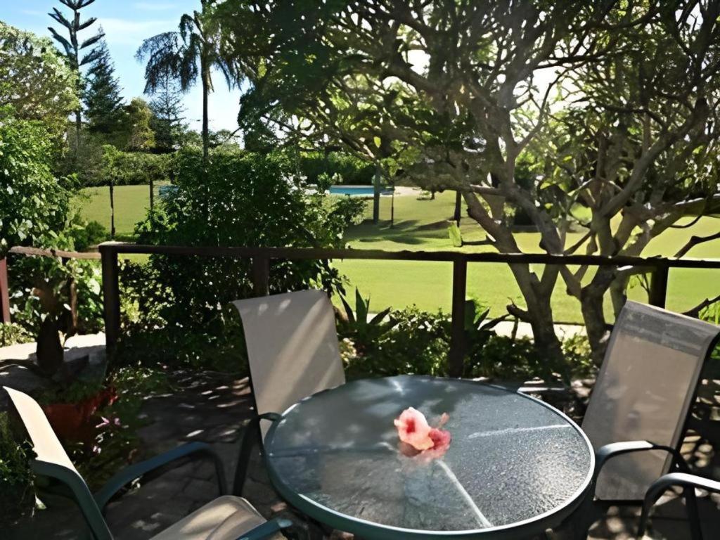 Fletcher Christian Holiday Hotel Burnt Pine Luaran gambar